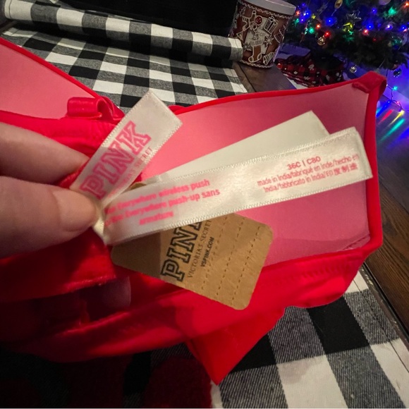 PINK Push up Bra - Picture 5 of 6